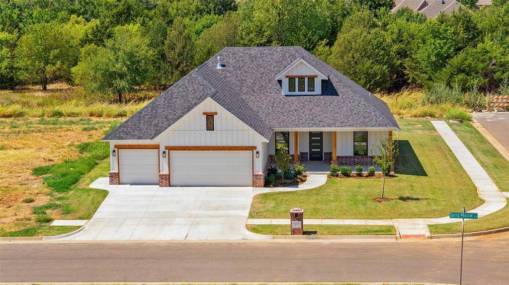 2921 Spring Meadow LN, Yukon, OK 73099