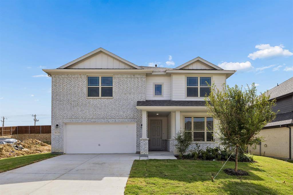 9125 Harrisburg Drive, Fort Worth, TX 76036
