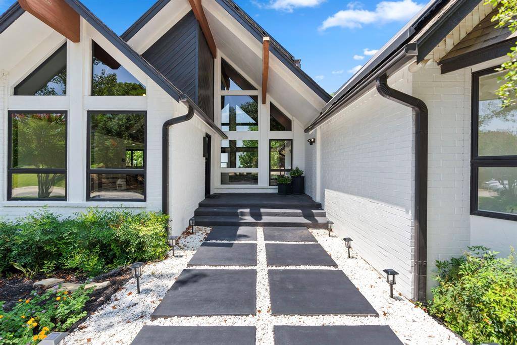 231 Oak Hill Drive, Trophy Club, TX 76262