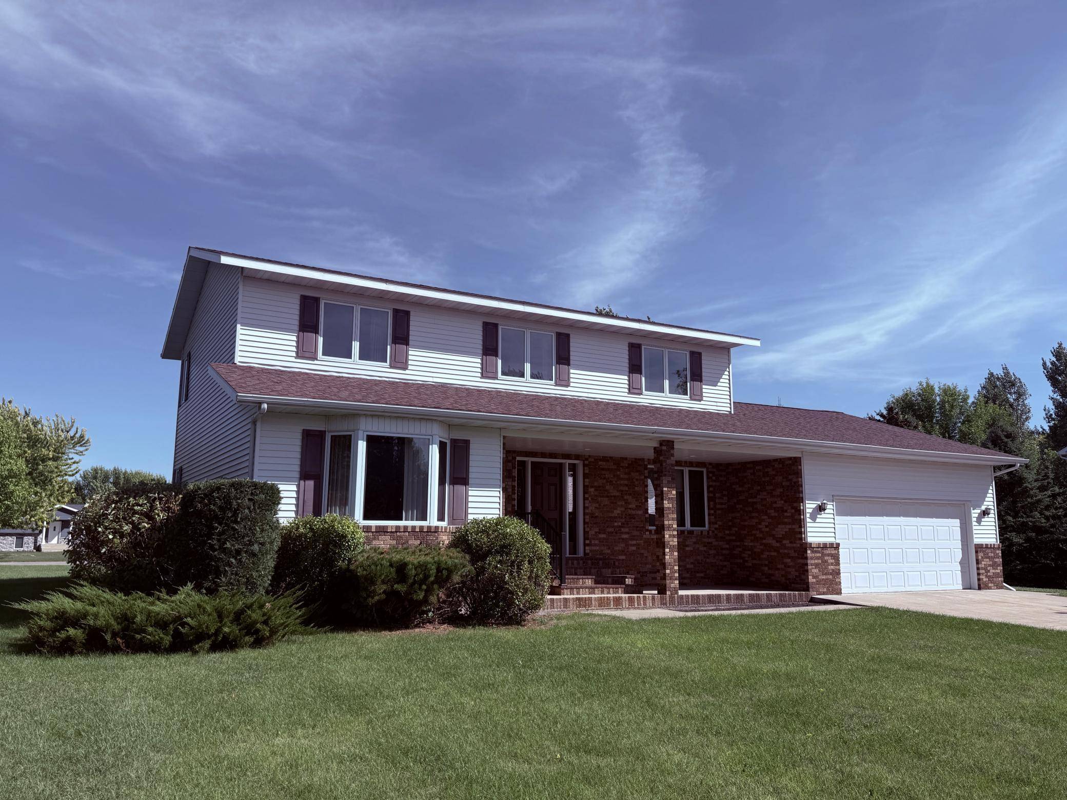606 4th ST W, Ada, MN 56510