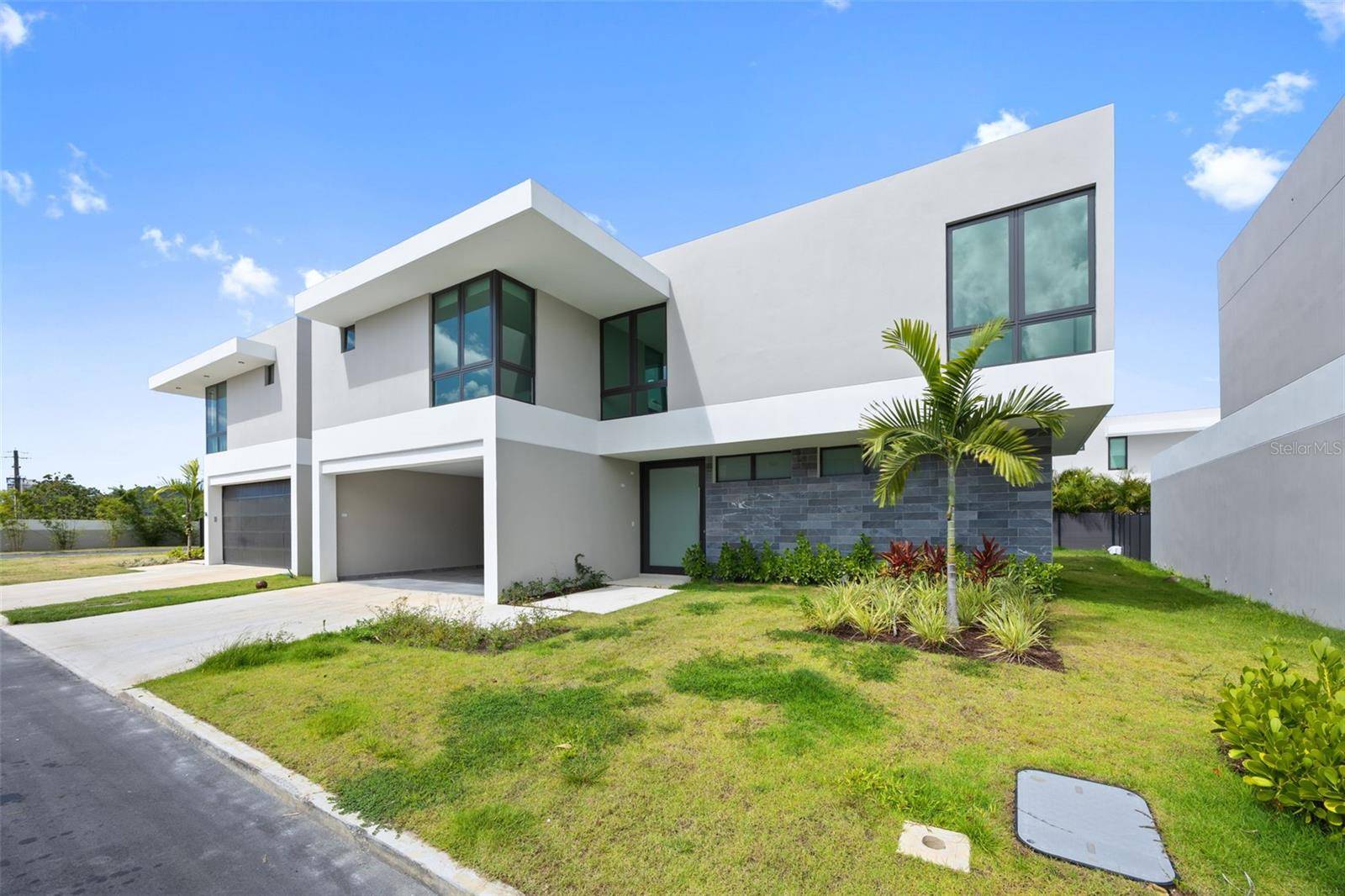 RIVIERA PARKVIEW-135 SALONGA ST, Bayamon, PR 00961