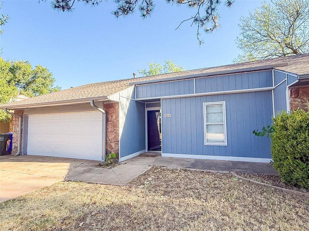 2112 Oakvista CIR, Norman, OK 73071