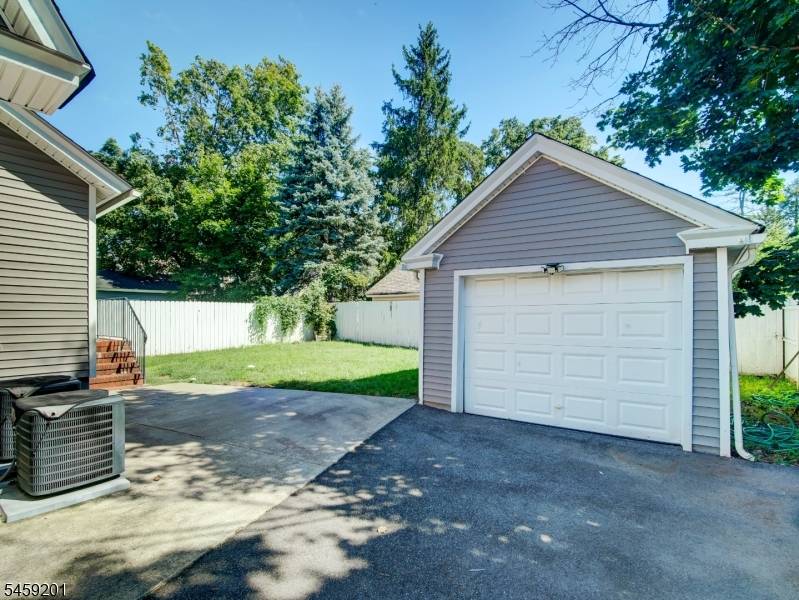 1213 Grant Ave, Plainfield City, NJ 07060