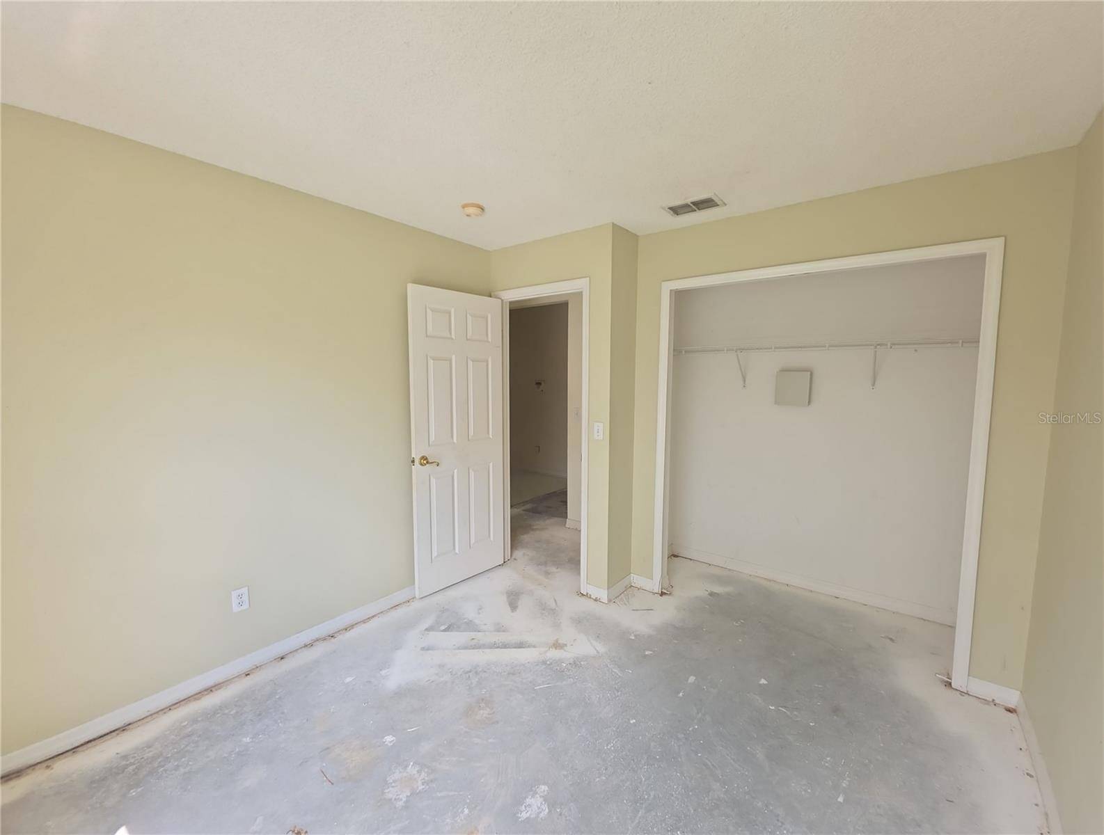 1523 INDIAN OAKS TRL, Kissimmee, FL 34747