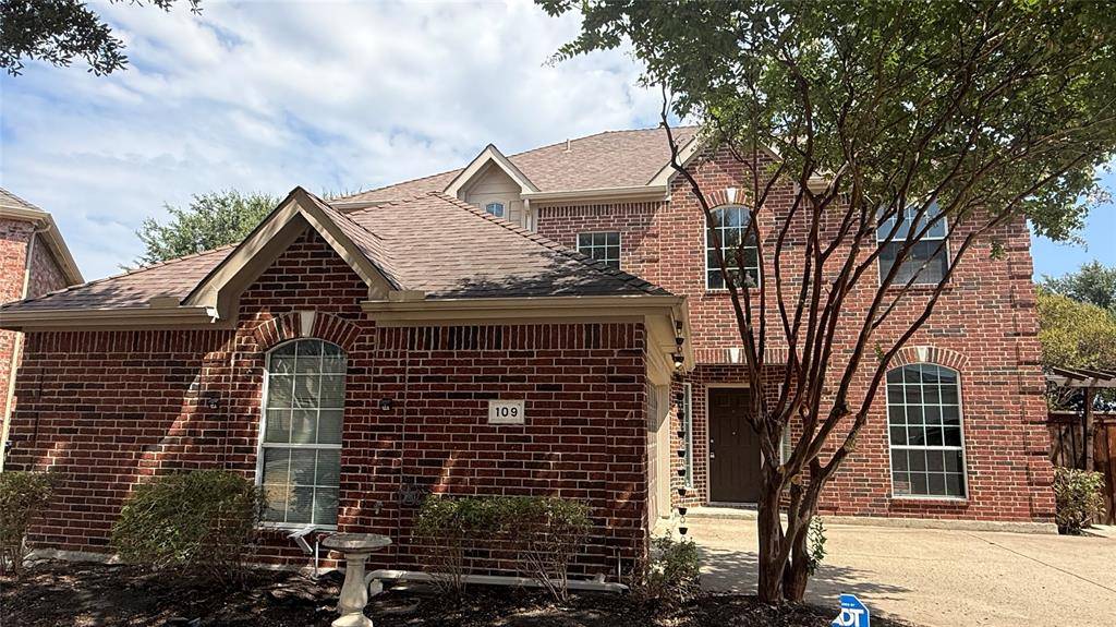 109 Evening Star Circle, Red Oak, TX 75154