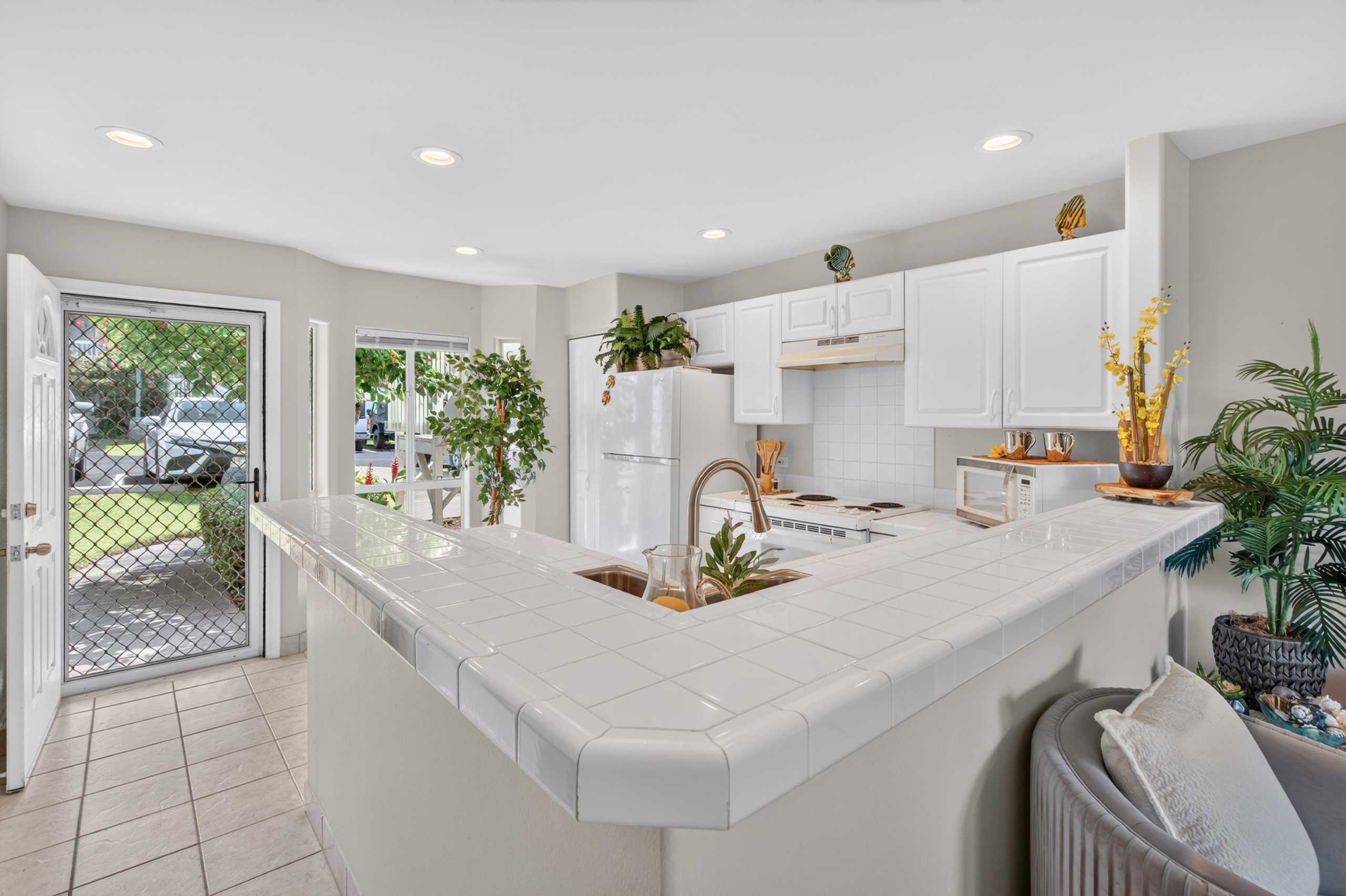 75-6081 ALII DR #BB104, Kailua Kona, HI 96740