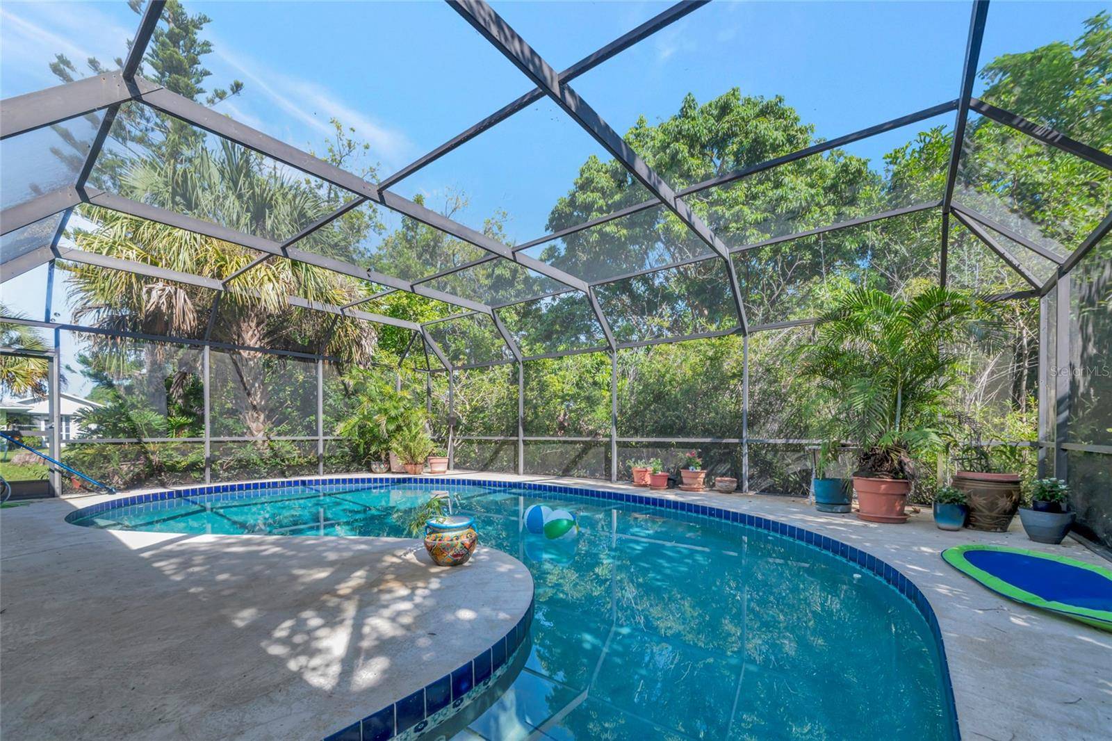 1351 MUSTANG ST, Nokomis, FL 34275