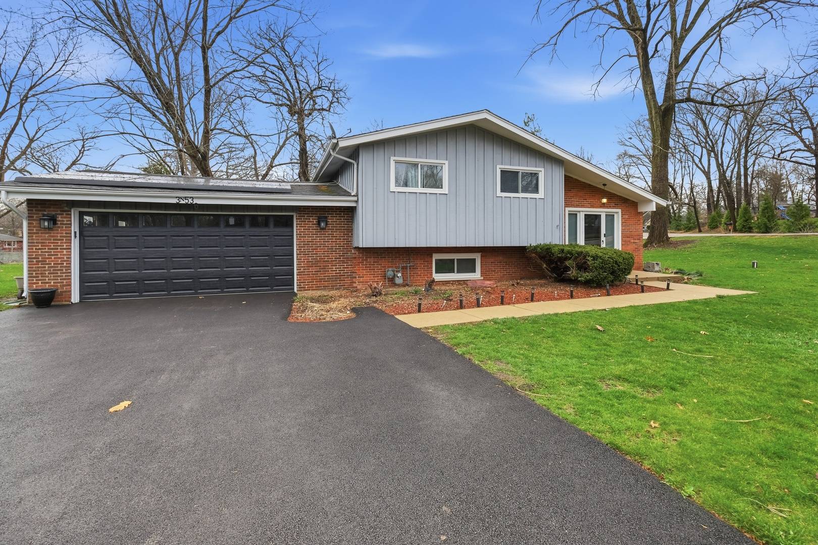 3N539 Woodland AVE, West Chicago, IL 60185