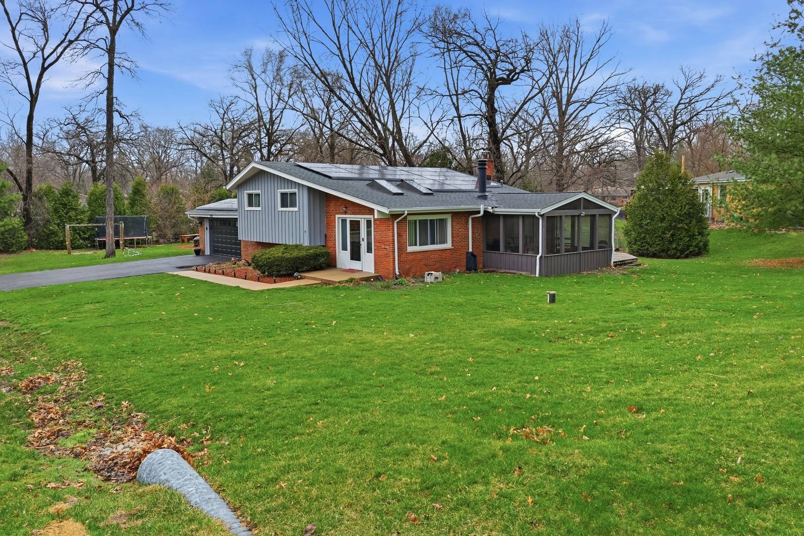 3N539 Woodland AVE, West Chicago, IL 60185