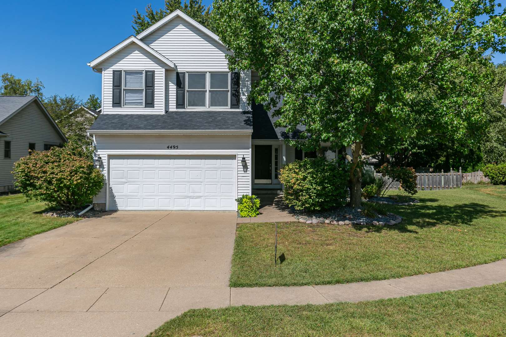 4495 34th Street CT, Bettendorf, IA 52722