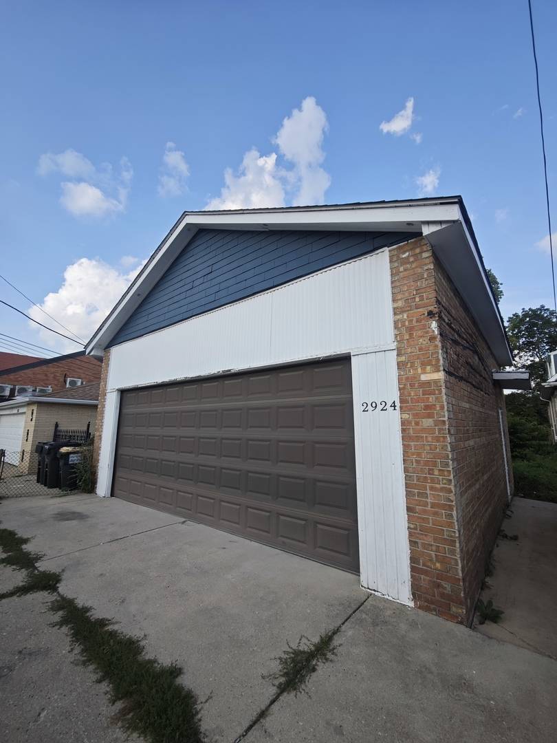 2926 N 75TH CT, Elmwood Park, IL 60707