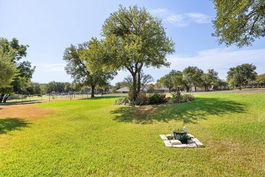 8712 Bellechase Road, Granbury, TX 76049