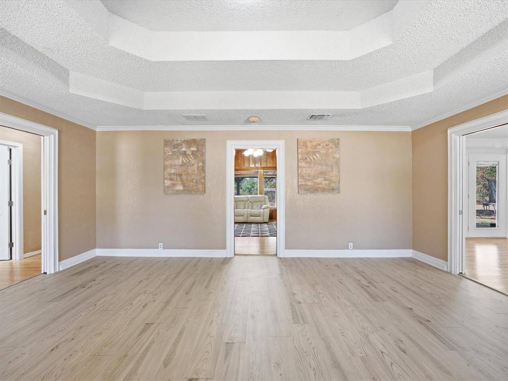 7905 Ella Young Drive, Lakeside, TX 76135