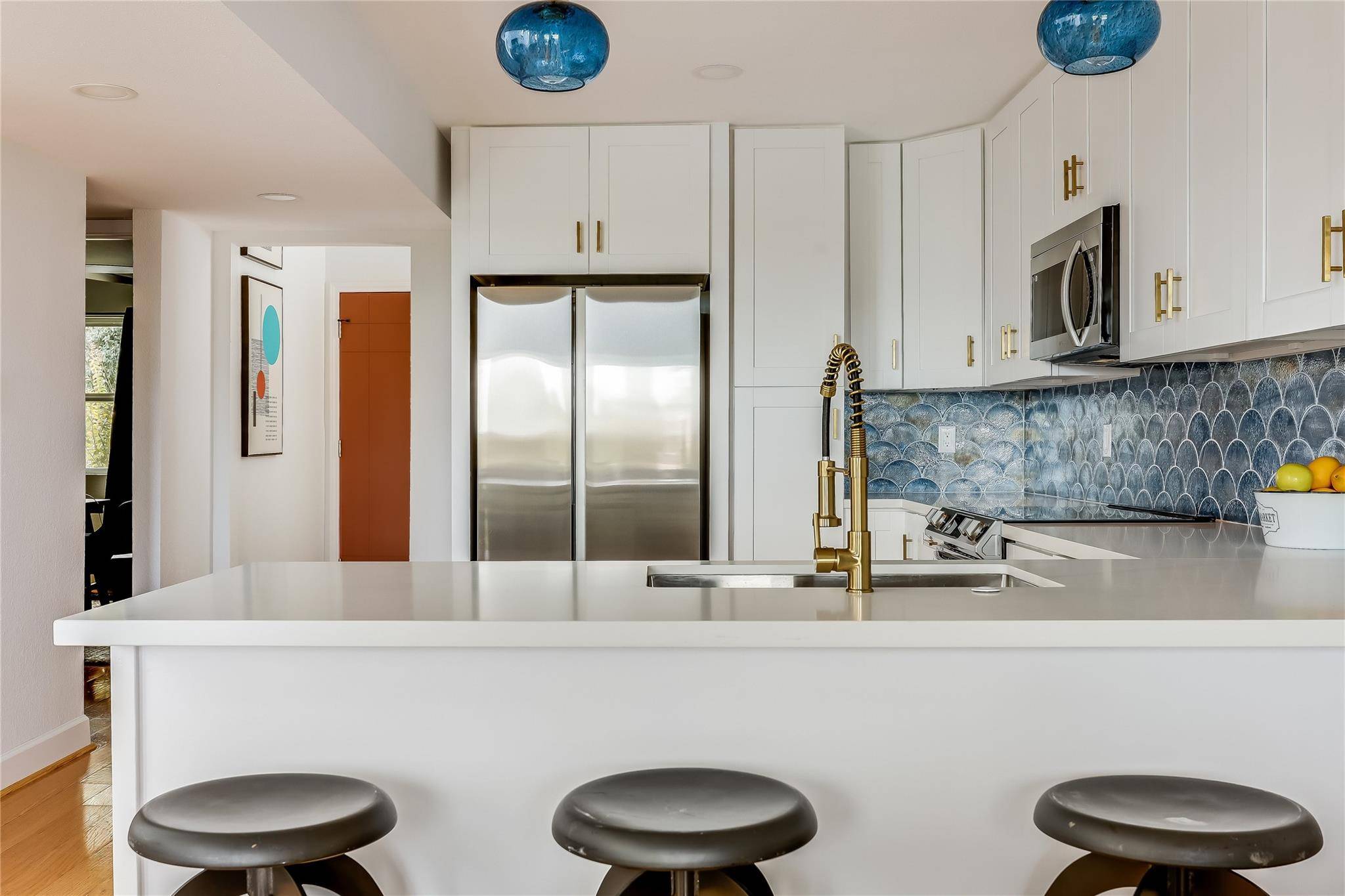 125 Comanche PT, Point Venture, TX 78645