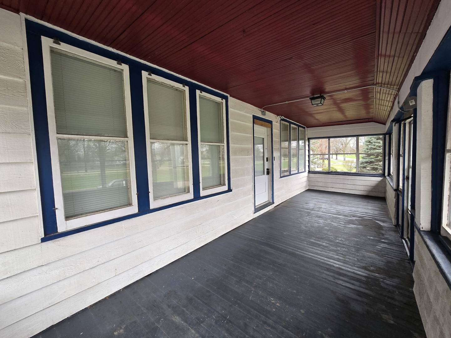 249 E Park BLVD #1, Villa Park, IL 60181