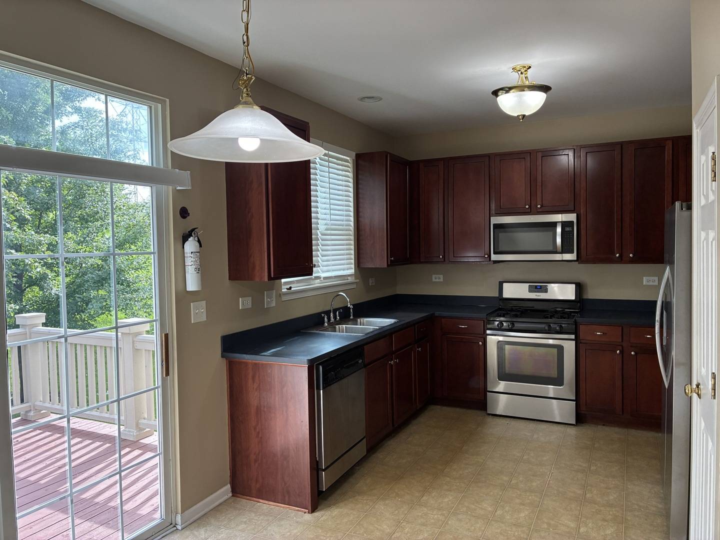 3383 Kentshire CIR #3383, Aurora, IL 60504