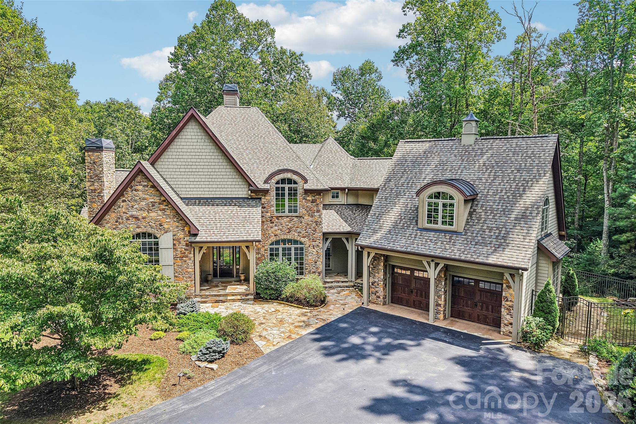 361 Mills River WAY, Horse Shoe, NC 28742