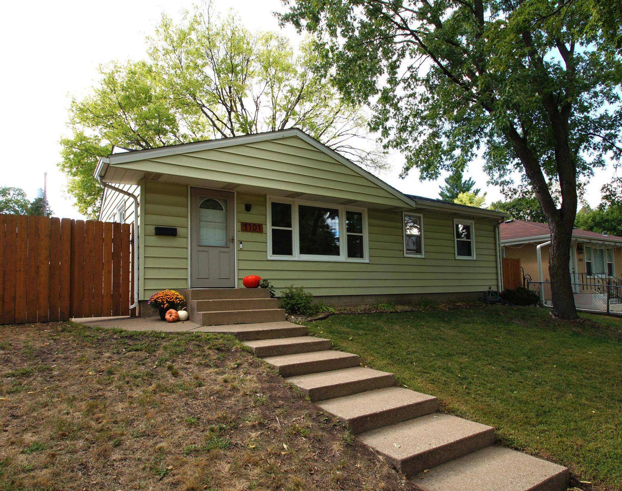 1101 Dale ST N, Saint Paul, MN 55117