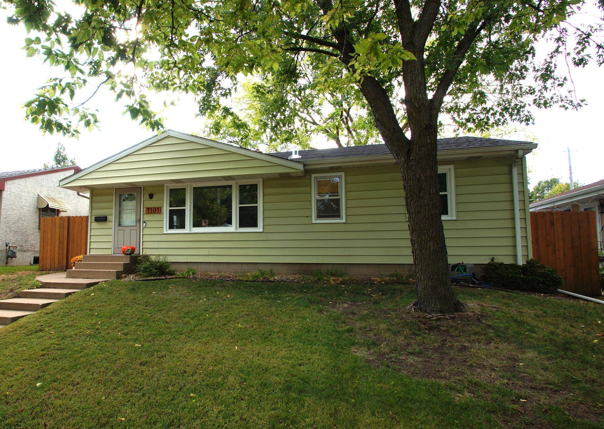1101 Dale ST N, Saint Paul, MN 55117