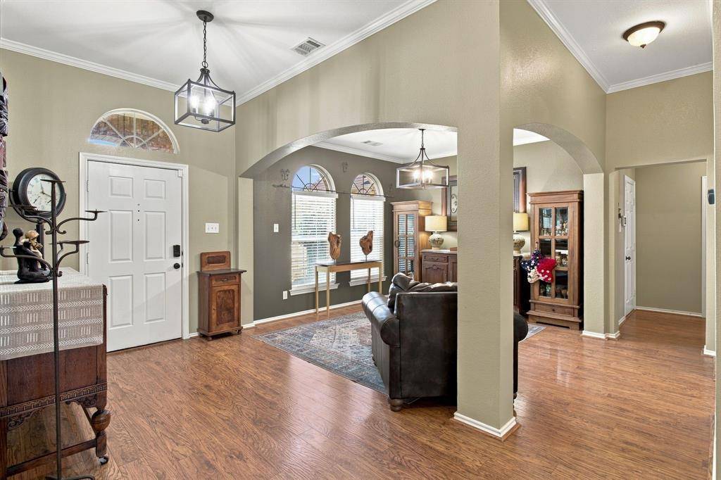 116 Springfield Circle, Red Oak, TX 75165