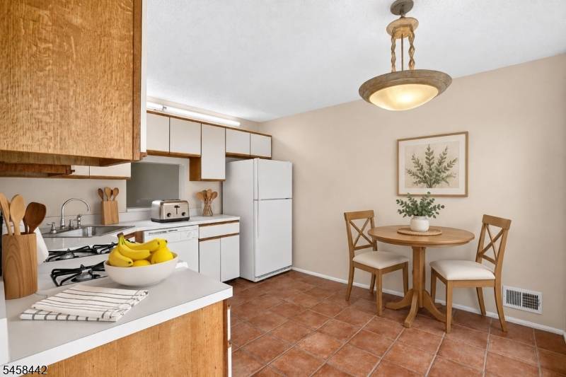 283 English Pl, Bernards Twp., NJ 07920