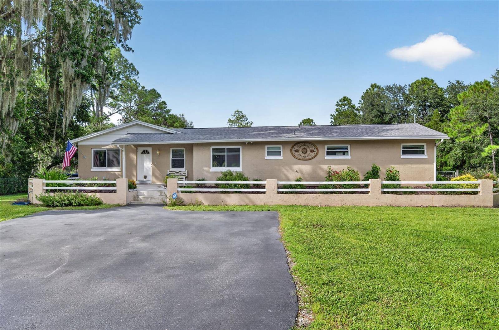 20963 E COLONIAL DR, Christmas, FL 32709
