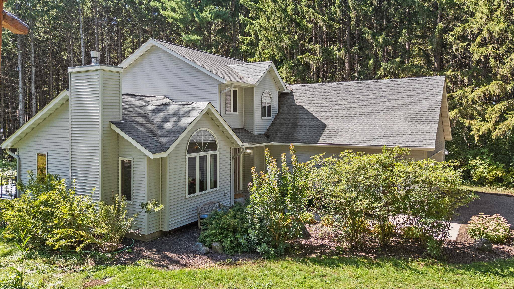641 205th AVE, Somerset, WI 54025