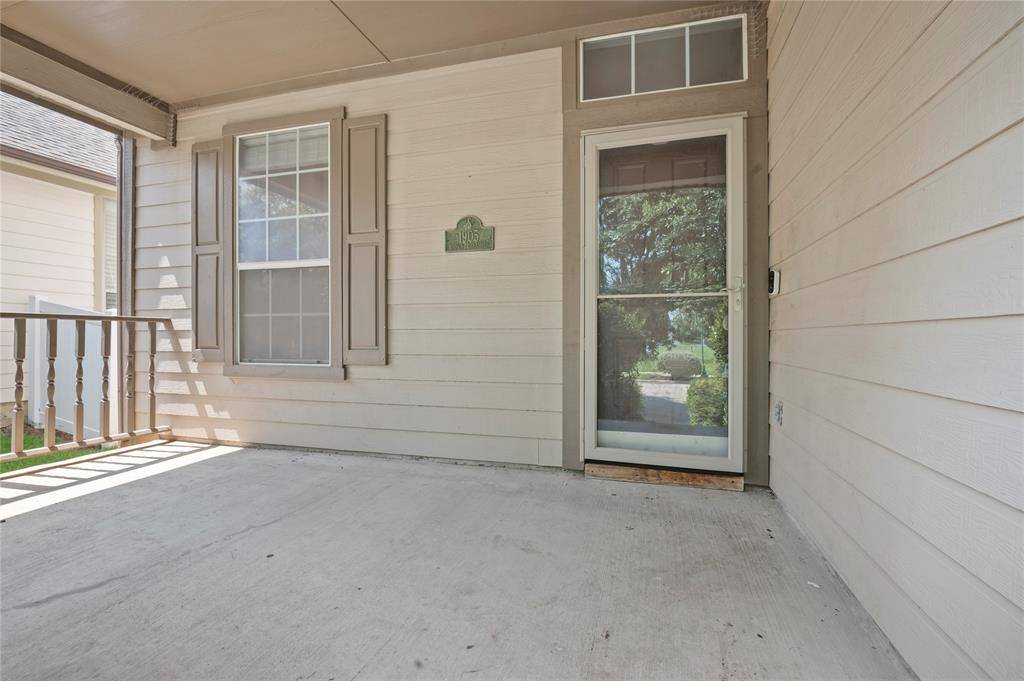 1905 Brown Thrasher Boulevard, Savannah, TX 76227