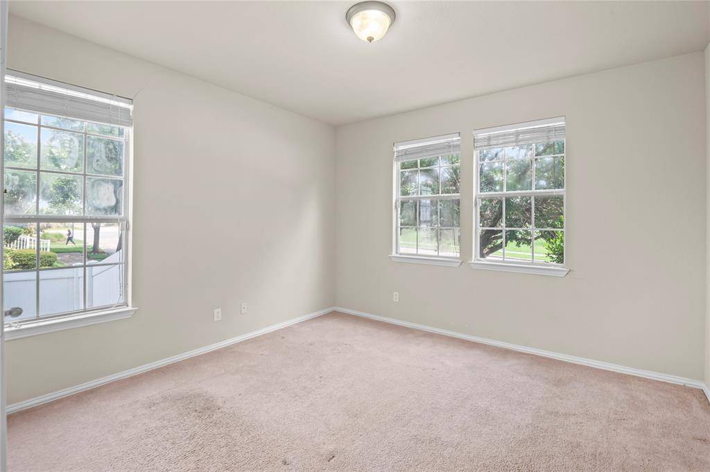 1905 Brown Thrasher Boulevard, Savannah, TX 76227
