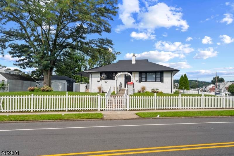 51 Totowa Ave, Paterson City, NJ 07502