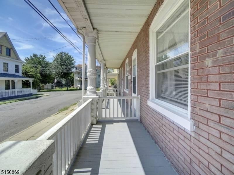 9 Davis St, Phillipsburg Town, NJ 08865
