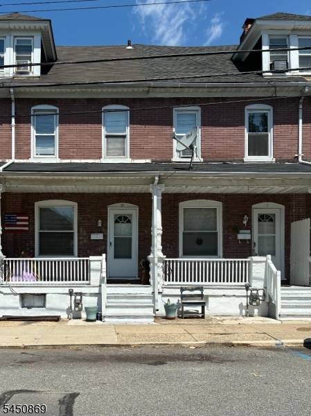 11 Davis St, Phillipsburg Town, NJ 08865
