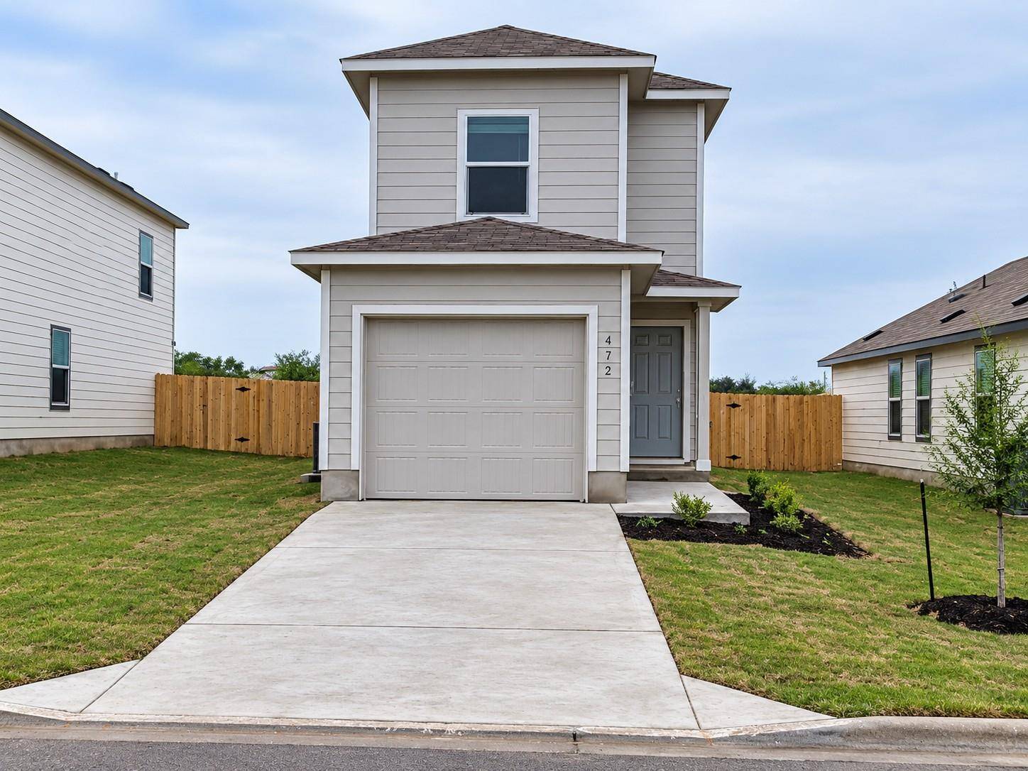 472 Marty Allen LOOP, Jarrell, TX 76537