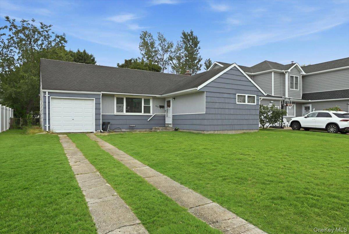1095 Huckleberry RD, Bellmore, NY 11710