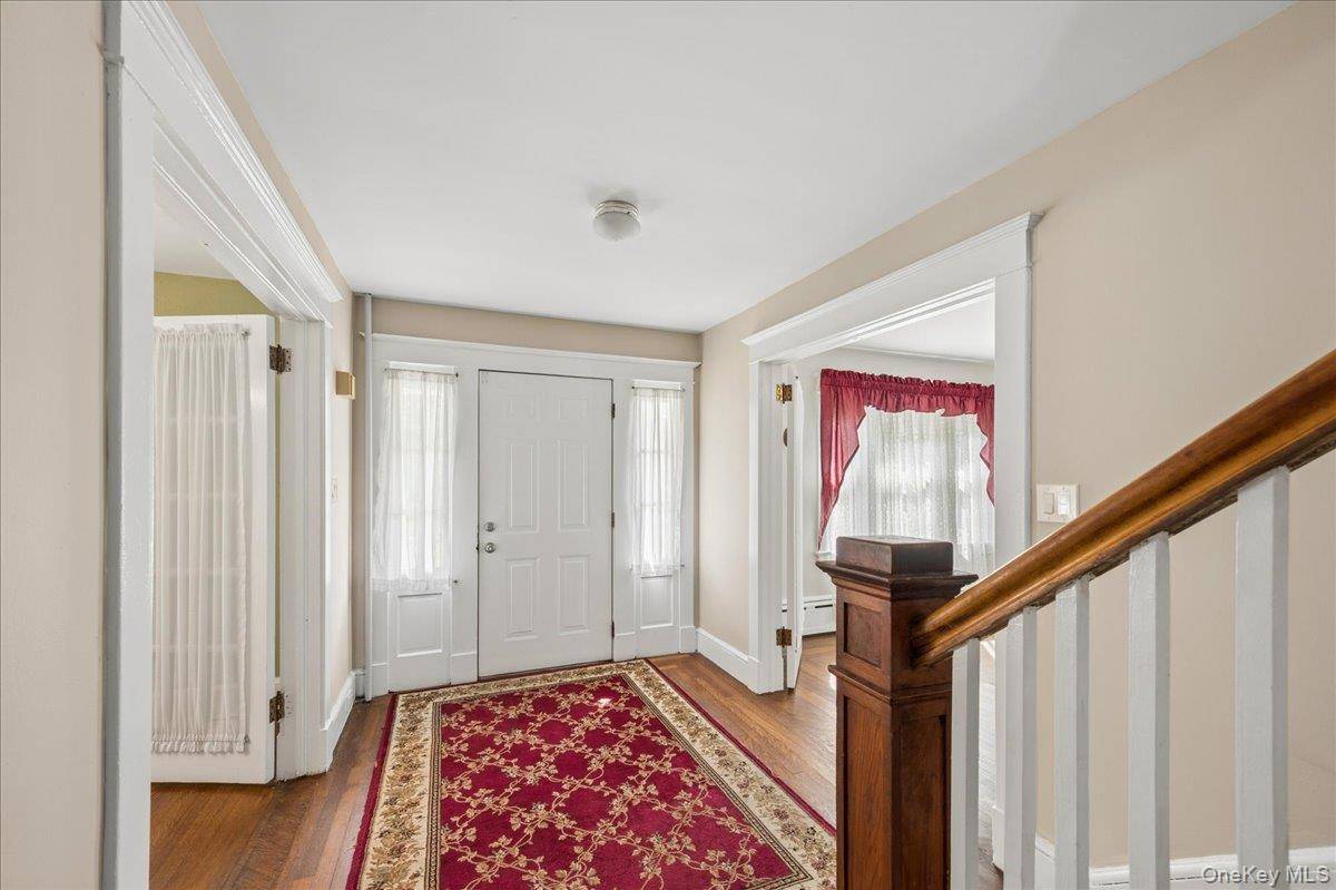 132 Washington AVE, Patchogue, NY 11772