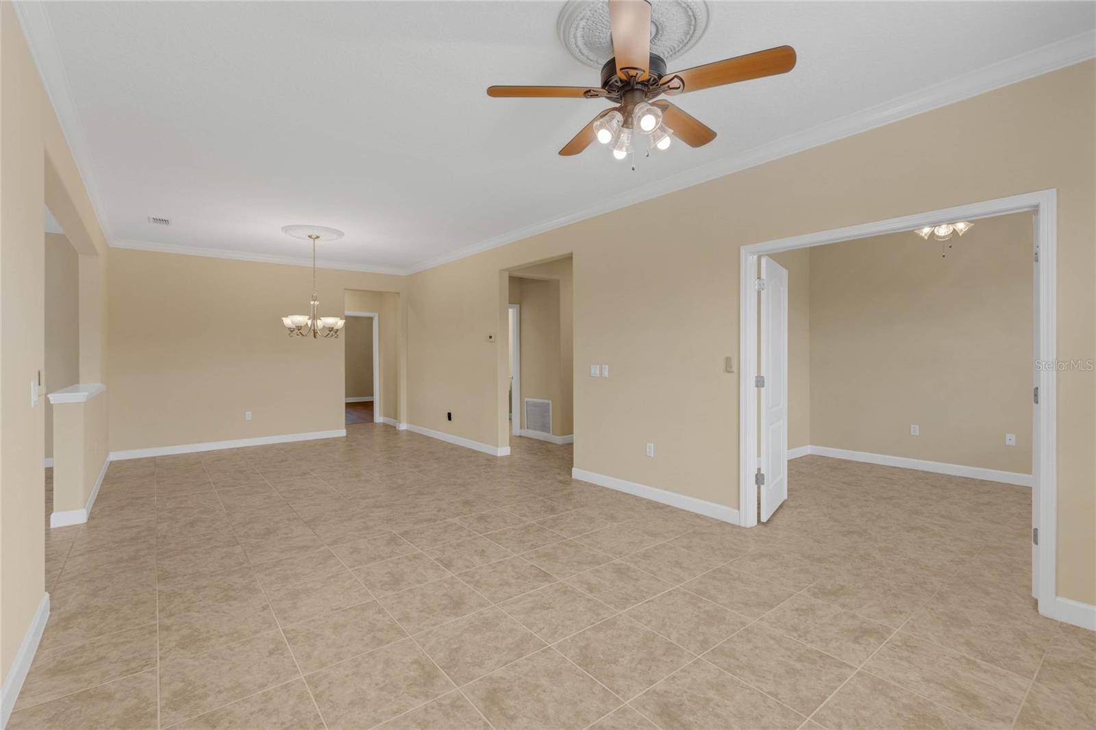 5244 ROYCE DR, Mount Dora, FL 32757