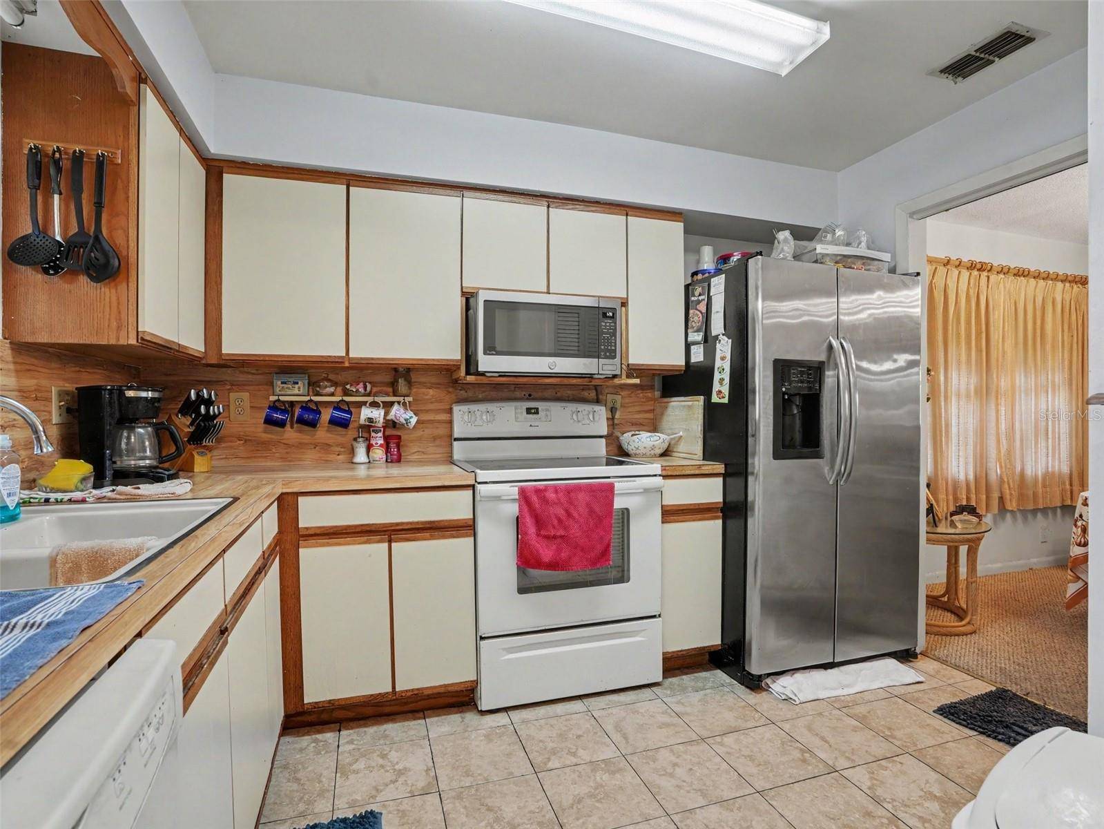 450 SANDESTIN DR, Winter Haven, FL 33884