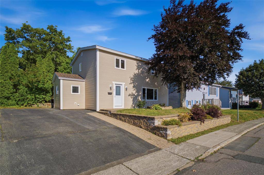 32 Gleneyre Street, St. John's, NL A1A 2M9