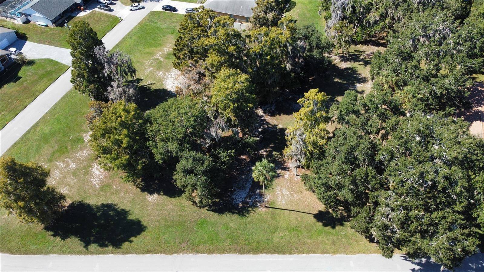 LAKE PIERCE DR, Lake Wales, FL 33898