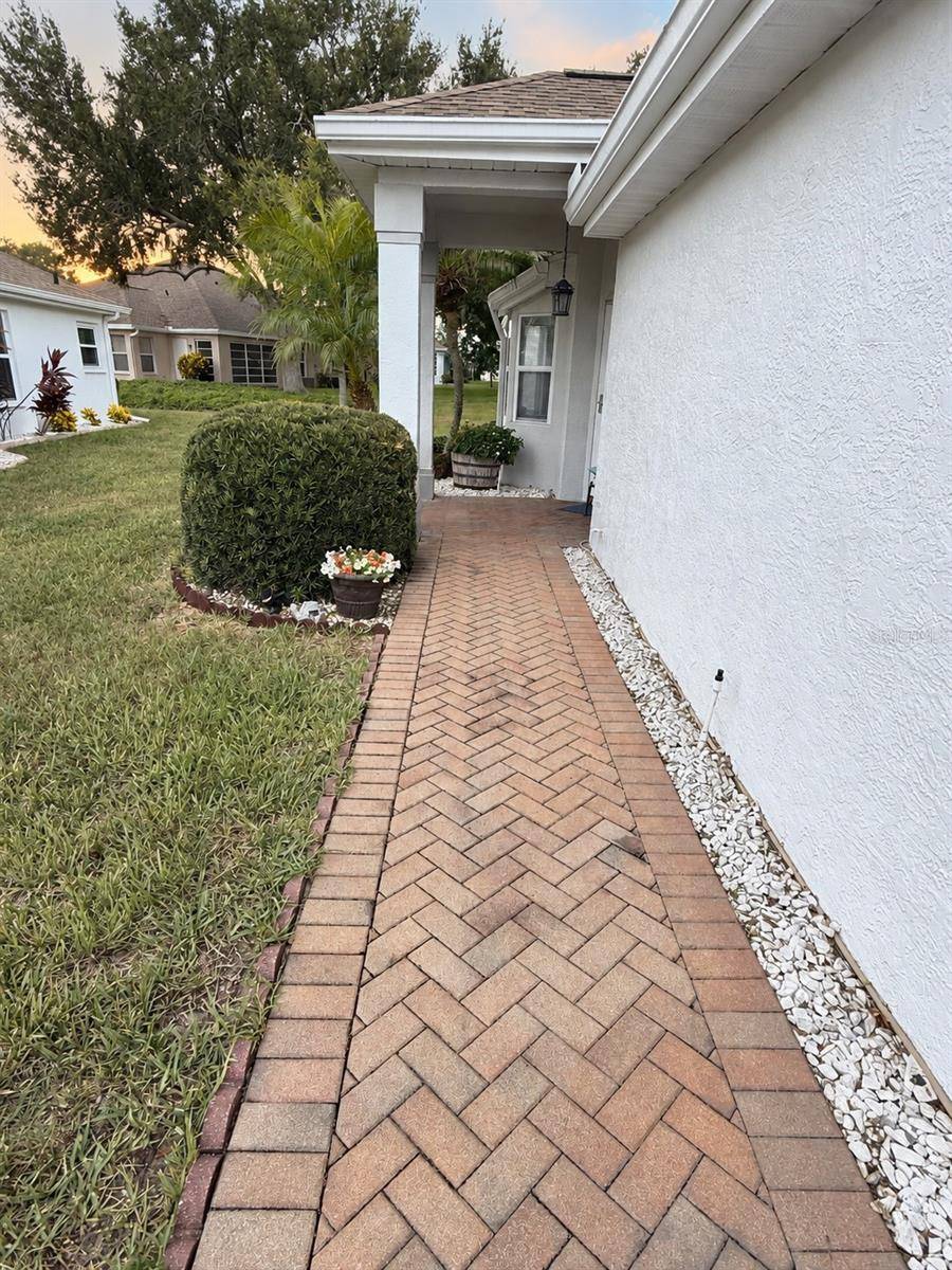 645 MCDANIEL ST #645, Sun City Center, FL 33573