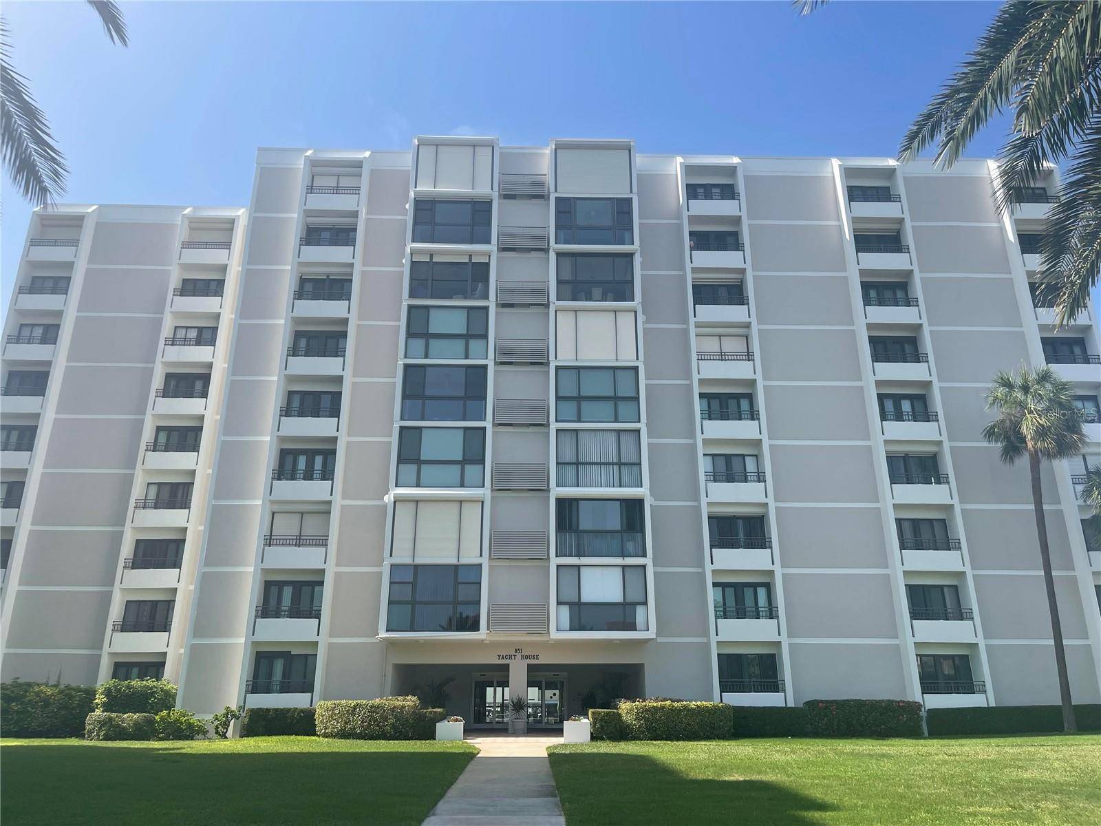 851 BAYWAY BLVD #205, Clearwater Beach, FL 33767