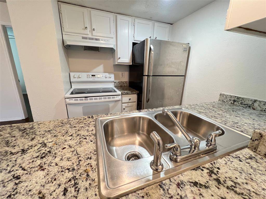 9520 Royal Lane #324, Dallas, TX 75243