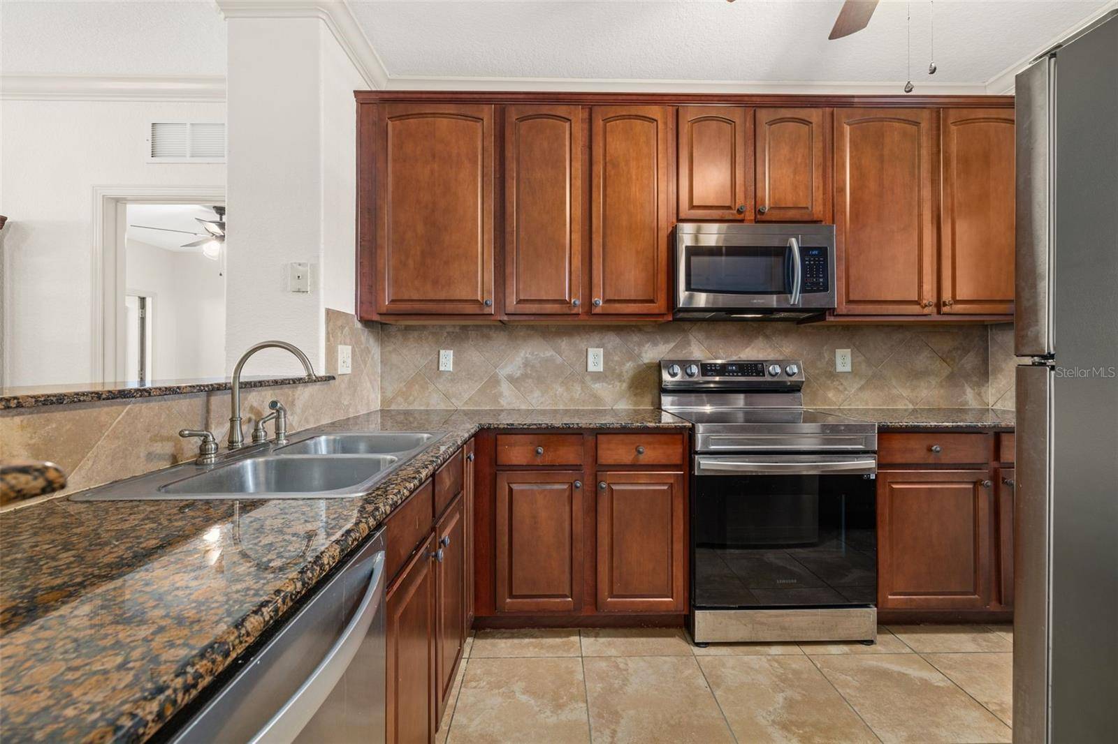 901 CHARO Pkwy #716, Davenport, FL 33897