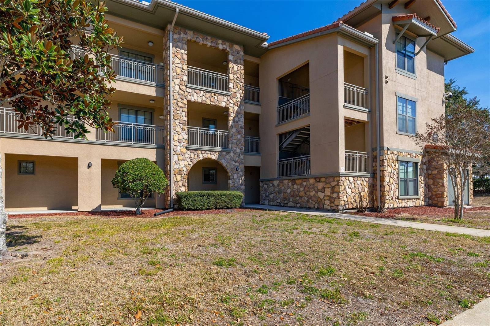 901 CHARO Pkwy #716, Davenport, FL 33897