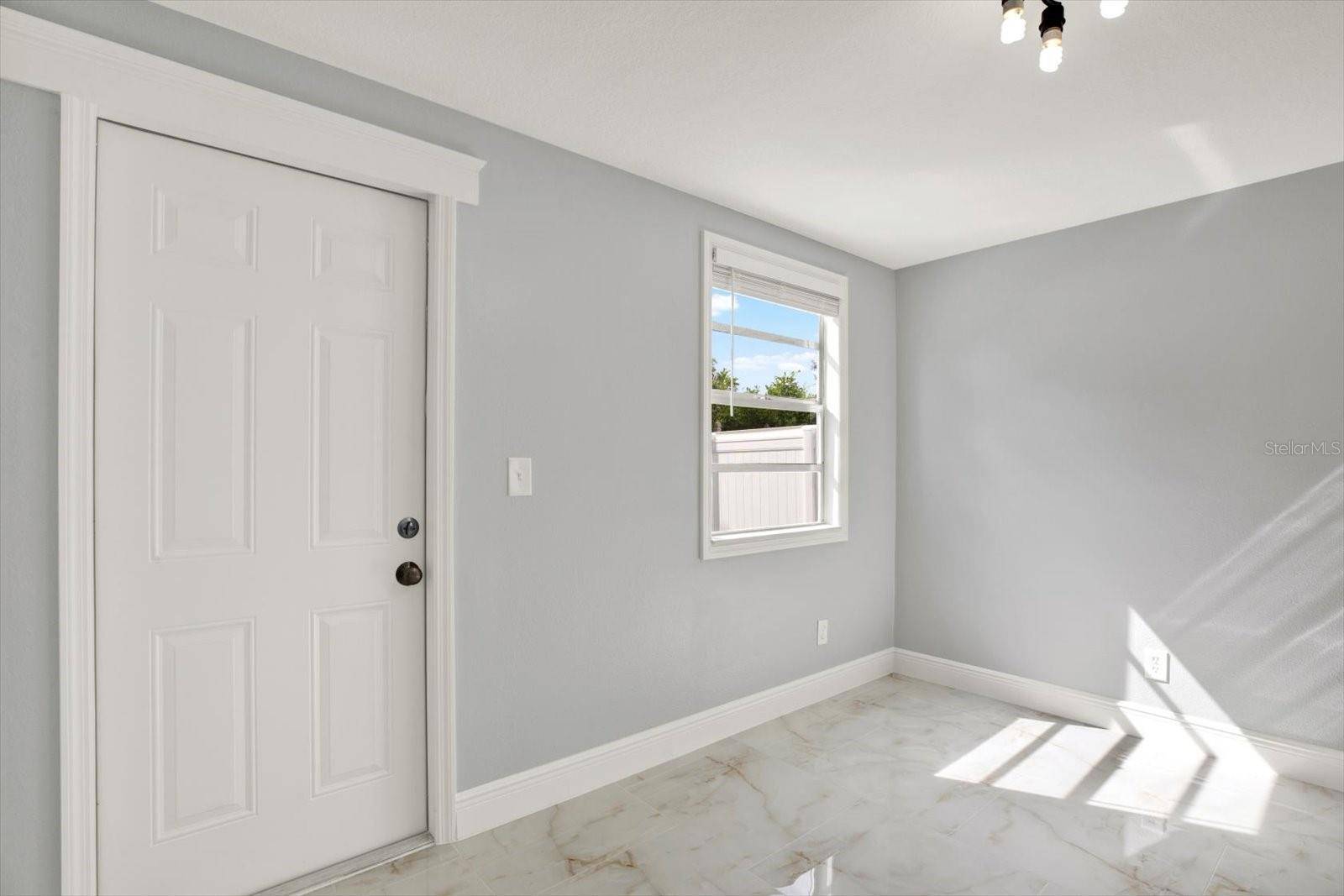 9304 N ELMER ST, Tampa, FL 33612