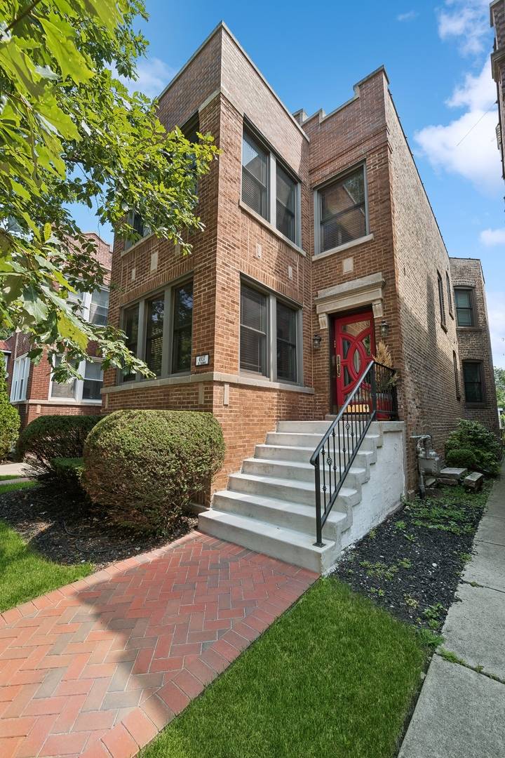 4937 N Talman AVE #1, Chicago, IL 60625