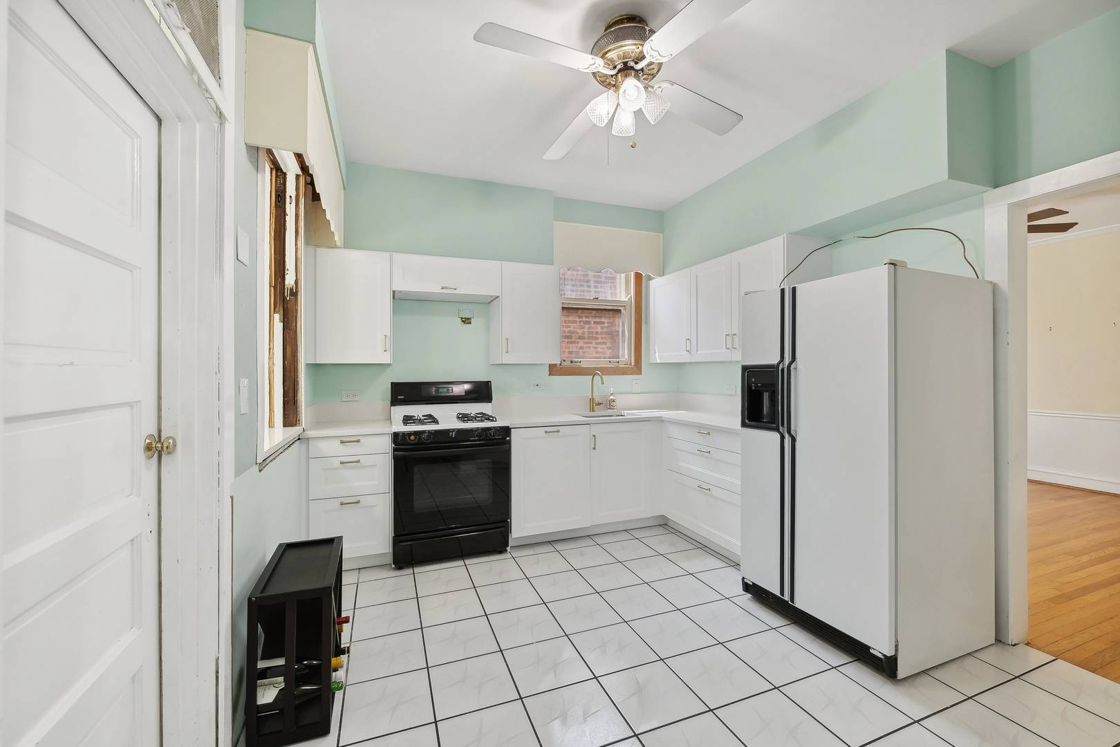 4937 N Talman AVE #1, Chicago, IL 60625