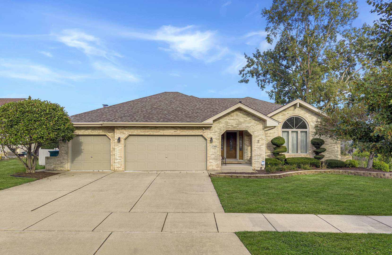 17349 Grange DR, Orland Park, IL 60467