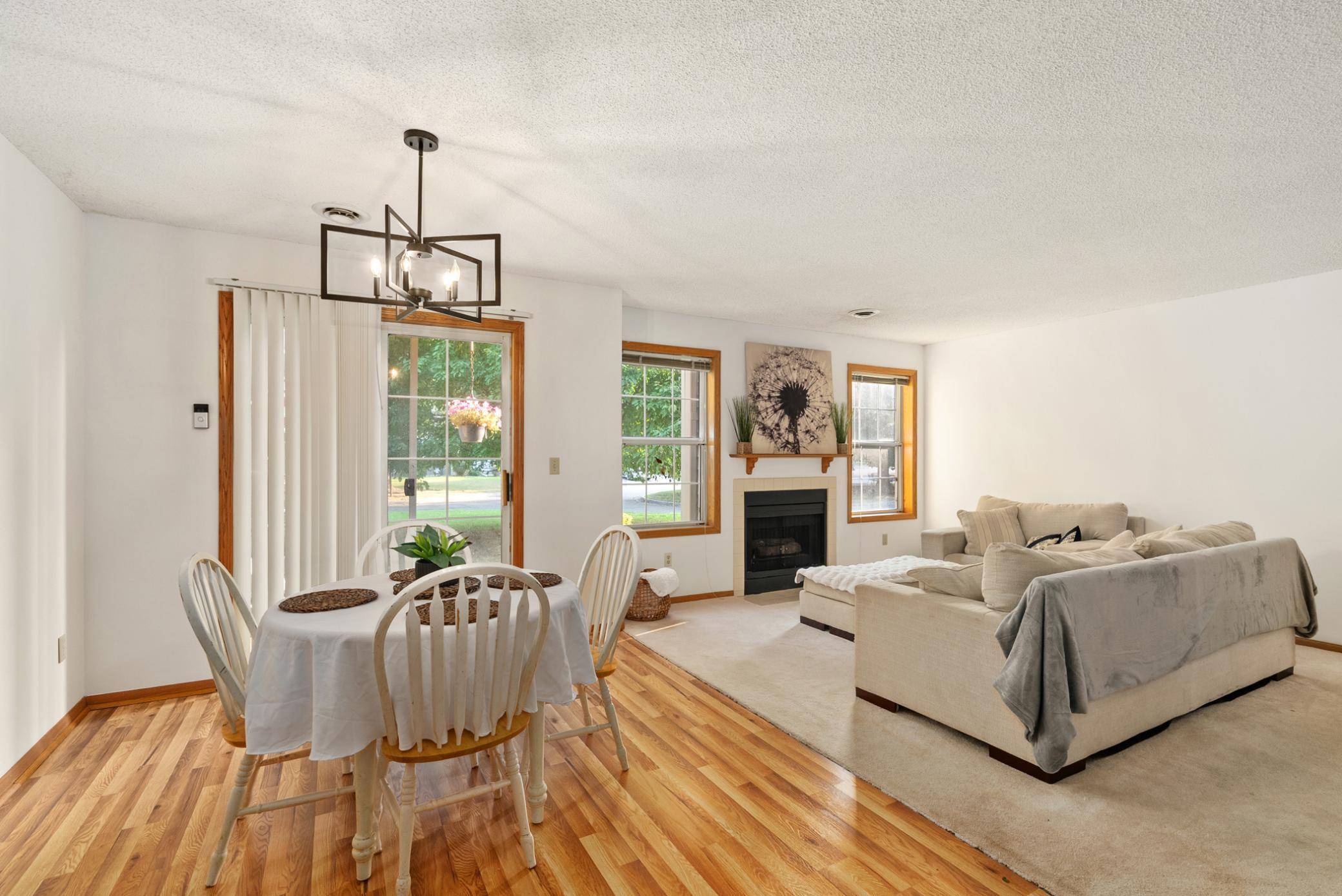 2508 Innsbruck TRL, New Brighton, MN 55112