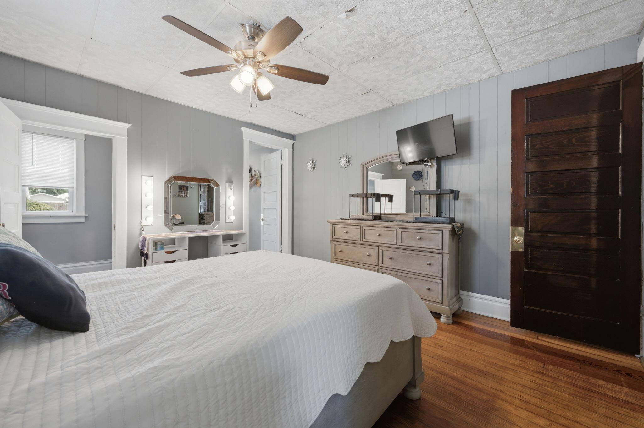 805 N C St, Wellington, KS 67152